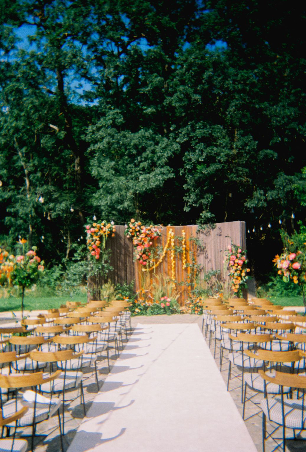 Nuntă la Iris Orangerie – detalii de decor și styling